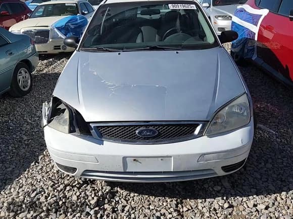 ✅ 2005 Ford Focus S • VIN: 1FAFP34N05W290649 • Лот: 90919625. Опубликован ранее на Copart с пробегом 242 434 миль. Бесплатный доступ к архиву аукционных продаж из США и подробный отчёт об истории автомобиля на DreamBid. Изображение 13.