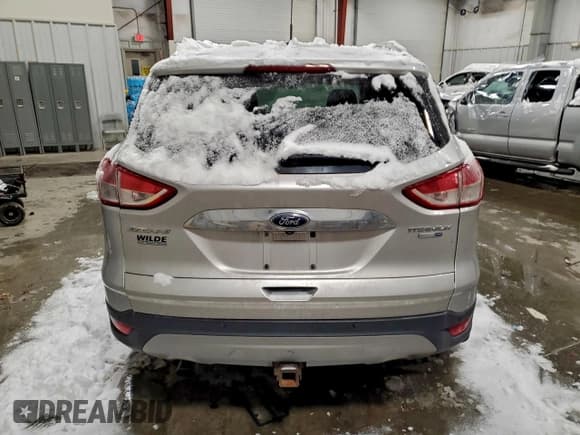 ✅ 2015 Ford Escape Titanium • VIN: 1FMCU9J9XFUA72632 • Lot: 95184785. Listed on Copart with 195,877 mi. Free auction sales archive from the USA and detailed vehicle history report at DreamBid. Image 6.