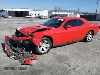 ✅ 2014 Dodge Challenger R/T Classic • VIN: 2C3CDYBT2EH224465 • Lot: 77248124. Wystawiony na Copart z przebiegiem 142 582 mil. Bezpłatny archiwum sprzedaży aukcyjnych z USA i szczegółowy raport historii pojazdu na DreamBid. Zdjęcie 1.