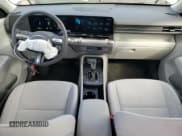 ✅ 2025 Hyundai Kona SEL • VIN: KM8HB3AB7SU306750 • Лот: 91208265. Опубликован ранее на Copart с пробегом 8 474 миль. Бесплатный доступ к архиву аукционных продаж из США и подробный отчёт об истории автомобиля на DreamBid. Изображение 8.