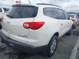 ✅ 2011 Chevrolet Traverse 1LT • VIN: 1GNKRGED6BJ347078 • Lot: 43291461. Wystawiony na IAAI z przebiegiem 246 012 mil. Bezpłatny archiwum sprzedaży aukcyjnych z USA i szczegółowy raport historii pojazdu na DreamBid. Zdjęcie 4.