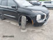 ✅ 2023 Mitsubishi Outlander SE • VIN: JA4J4UA84PZ051523 • Lot: 42347279. Wystawiony na IAAI z przebiegiem 43 269 mil. Bezpłatny archiwum sprzedaży aukcyjnych z USA i szczegółowy raport historii pojazdu na DreamBid. Zdjęcie 6.