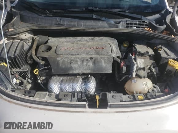 ✅ 2016 FIAT 500X Easy • VIN: ZFBCFYBT9GP364407 • Lot: 86974275. Listed on Copart with 62,140 mi. Free auction sales archive from the USA and detailed vehicle history report at DreamBid. Image 11.