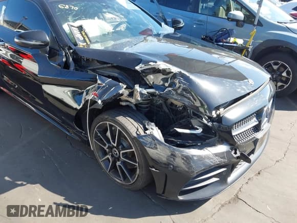 ✅ 2020 Mercedes-Benz C 300 • VIN: WDDWJ8DB8LF933234 • Lot: 43278288. Listed on IAAI with 46,064 mi. Free auction sales archive from the USA and detailed vehicle history report at DreamBid. Image 6.