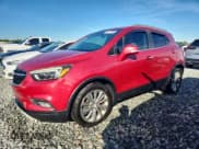 ✅ 2017 Buick Encore Essence • VIN: KL4CJCSB9HB006500 • Lot: 91171385. Wystawiony na Copart z przebiegiem 82 922 mil. Bezpłatny archiwum sprzedaży aukcyjnych z USA i szczegółowy raport historii pojazdu na DreamBid. Zdjęcie 1.