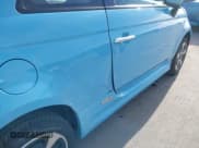 ✅ 2017 FIAT 500e • VIN: 3C3CFFGE9HT600549 • Лот: 41616359. Опубликован ранее на IAAI с пробегом 41 880 миль. Бесплатный доступ к архиву аукционных продаж из США и подробный отчёт об истории автомобиля на DreamBid. Изображение 6.