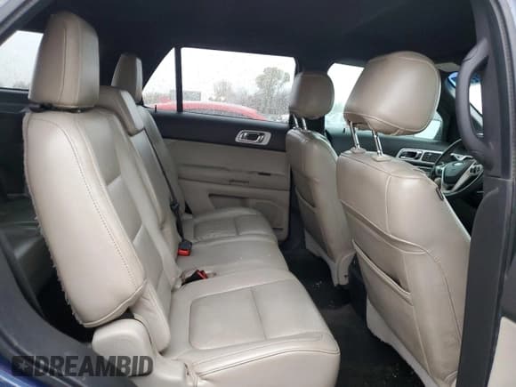 ✅ 2012 Ford Explorer XLT • VIN: 1FMHK7D93CGA73515 • Lot: 79972274. Wystawiony na Copart z przebiegiem 213 892 mil. Bezpłatny archiwum sprzedaży aukcyjnych z USA i szczegółowy raport historii pojazdu na DreamBid. Zdjęcie 11.