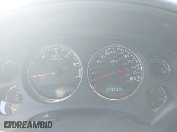 ✅ 2007 Chevrolet Suburban LTZ • VIN: 1GNFK16387J190556 • Lot: 43680994. Listed on IAAI with 264,904 mi. Free auction sales archive from the USA and detailed vehicle history report at DreamBid. Image 7.