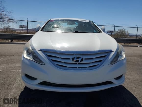 ✅ 2011 Hyundai Sonata GLS • VIN: 5NPEB4AC8BH244873 • Lot: 63280015. Wystawiony na Copart z przebiegiem Nie podano. Bezpłatny archiwum sprzedaży aukcyjnych z USA i szczegółowy raport historii pojazdu na DreamBid. Zdjęcie 5.