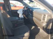 ✅ 2025 Chevrolet Silverado 1500 LT • VIN: 1GCUKDED0SZ120054 • Lot: 43762656. Wystawiony na IAAI z przebiegiem 8 797 mil. Bezpłatny archiwum sprzedaży aukcyjnych z USA i szczegółowy raport historii pojazdu na DreamBid. Zdjęcie 5.