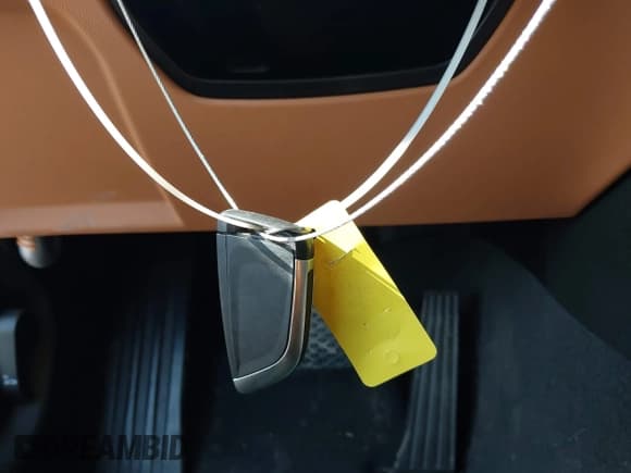 ✅ 2023 BMW 3 Series 330i • VIN: 3MW69FF08P8D23638 • Lot: 42609283. Wystawiony na IAAI z przebiegiem 30 020 mil. Bezpłatny archiwum sprzedaży aukcyjnych z USA i szczegółowy raport historii pojazdu na DreamBid. Zdjęcie 11.