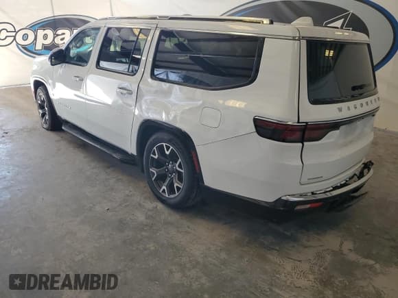 ✅ 2023 Jeep Wagoneer Series III • VIN: 1C4SJSDPXPS540687 • Lot: 43274385. Listed on Copart with 40,098 mi. Free auction sales archive from the USA and detailed vehicle history report at DreamBid. Image 2.