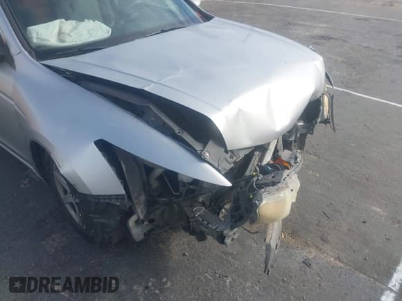 ✅ 2012 Honda Accord LX • VIN: 1HGCP2F33CA168897 • Lot: 43664479. Wystawiony na IAAI z przebiegiem 380 789 mil. Bezpłatny archiwum sprzedaży aukcyjnych z USA i szczegółowy raport historii pojazdu na DreamBid. Zdjęcie 17.