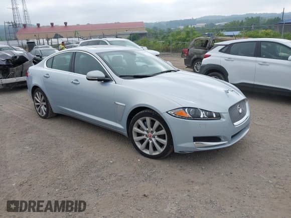 ✅ 2014 Jaguar XF SC • VIN: SAJWJ0EF3E8U13643 • Lot: 42689727. Wystawiony na IAAI z przebiegiem 47 560 mil. Bezpłatny archiwum sprzedaży aukcyjnych z USA i szczegółowy raport historii pojazdu na DreamBid. Zdjęcie 1.