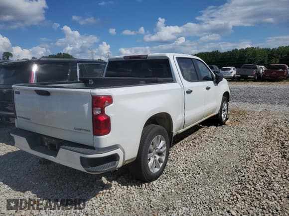 ✅ 2024 Chevrolet Silverado 1500 Custom • VIN: 3GCPABEK5RG200298 • Lot: 65402905. Wystawiony na Copart z przebiegiem 59 392 mil. Bezpłatny archiwum sprzedaży aukcyjnych z USA i szczegółowy raport historii pojazdu na DreamBid. Zdjęcie 3.
