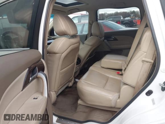 ✅ 2012 Acura MDX • VIN: 2HNYD2H21CH500686 • Лот: 43669033. Опубликован ранее на IAAI с пробегом 226 606 миль. Бесплатный доступ к архиву аукционных продаж из США и подробный отчёт об истории автомобиля на DreamBid. Изображение 8.