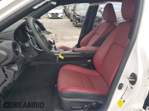 2024 Lexus IS 300 с VIN JTHDA1D24R5129048, выставлен на аукционе Copart как лот 57604335 с пробегом 6 339 миль миль и Чистый • Clean title. История ставок и продаж доступна на DreamBid. Изображение 7.