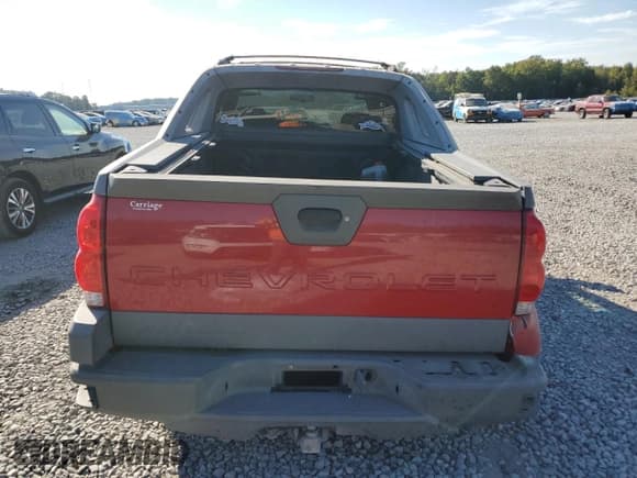 ✅ 2002 Chevrolet Avalanche • VIN: 3GNEC13T52G305718 • Lot: 87090385. Listed on Copart with 216,900 mi. Free auction sales archive from the USA and detailed vehicle history report at DreamBid. Image 6.