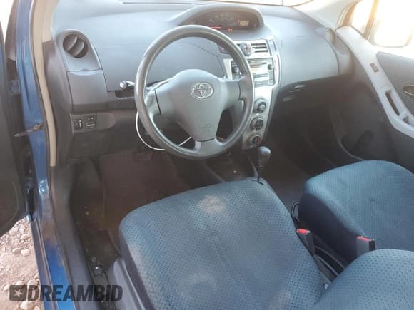 ✅ 2008 Toyota Yaris • VIN: JTDJT923485206167 • Lot: 85423735. Listed on Copart with 267,685 mi. Free auction sales archive from the USA and detailed vehicle history report at DreamBid. Image 8.