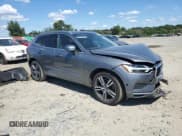 ✅ 2018 Volvo XC60 Momentum • VIN: YV4A22RK6J1032202 • Лот: 70463735. Опубликован ранее на Copart с пробегом 115 147 миль. Бесплатный доступ к архиву аукционных продаж из США и подробный отчёт об истории автомобиля на DreamBid. Изображение 4.