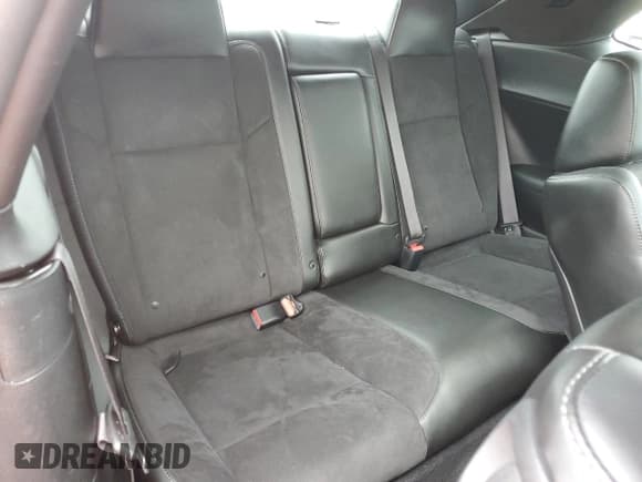 ✅ 2019 Dodge Challenger R/T Scat Pack • VIN: 2C3CDZFJ2KH574060 • Lot: 62264764. Wystawiony na Copart z przebiegiem 48 592 mil. Bezpłatny archiwum sprzedaży aukcyjnych z USA i szczegółowy raport historii pojazdu na DreamBid. Zdjęcie 10.