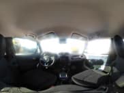 ✅ 2020 Jeep Renegade Orange • VIN: ZACNJABB2LPL92191 • Lot: 43056351. Listed on IAAI with 49,911 mi. Free auction sales archive from the USA and detailed vehicle history report at DreamBid. Image 19.