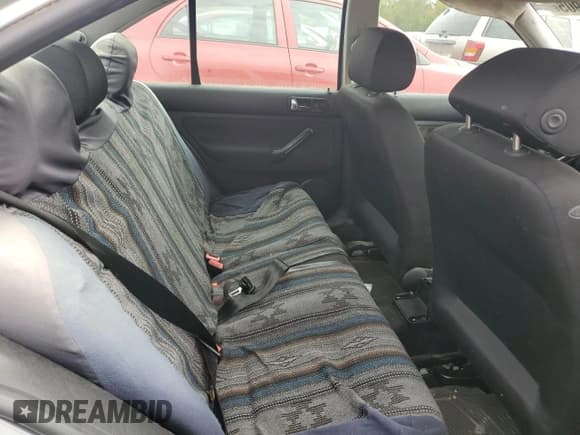 ✅ 2004 Volkswagen Jetta GL • VIN: 3VWRA69M54M033430 • Lot: 81093905. Wystawiony na Copart z przebiegiem 153 482 mil. Bezpłatny archiwum sprzedaży aukcyjnych z USA i szczegółowy raport historii pojazdu na DreamBid. Zdjęcie 10.