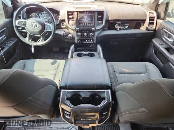 2020 Ram 1500 Lone Star z VIN 1C6SRFFT4LN387475, wystawiony jako Copart lot #81035205 z przebiegiem 77 321 mil mil oraz Szkoda całkowita • Salvage title. Historia ofert i sprzedaży dostępna na DreamBid. Obrazek 8.