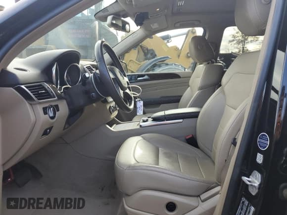 ✅ 2014 Mercedes-Benz M 350 • VIN: 4JGDA5HB9EA429183 • Lot: 91243775. Wystawiony na Copart z przebiegiem 75 025 mil. Bezpłatny archiwum sprzedaży aukcyjnych z USA i szczegółowy raport historii pojazdu na DreamBid. Zdjęcie 7.