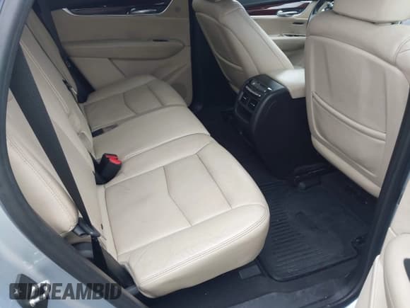 ✅ 2017 Cadillac XT5 Luxury FWD • VIN: 1GYKNBRS5HZ326176 • Lot: 43578410. Listed on IAAI with 155,299 mi. Free auction sales archive from the USA and detailed vehicle history report at DreamBid. Image 8.