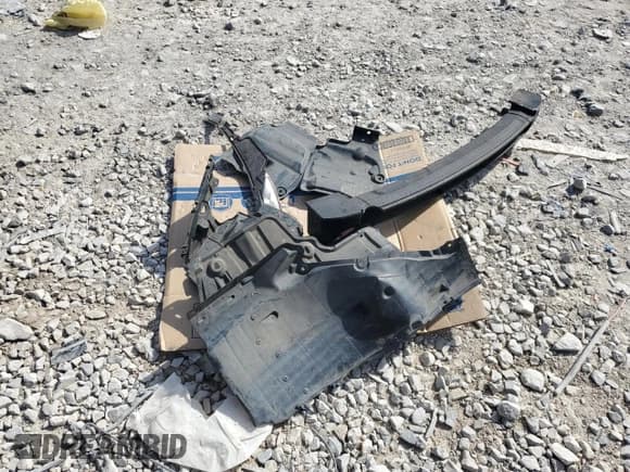 ✅ 2017 Nissan Pathfinder S • VIN: 5N1DR2MN8HC694922 • Lot: 70579625. Wystawiony na Copart z przebiegiem 139 132 mil. Bezpłatny archiwum sprzedaży aukcyjnych z USA i szczegółowy raport historii pojazdu na DreamBid. Zdjęcie 13.