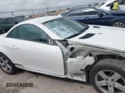 ✅ 2008 Mercedes-Benz SLK 280 • VIN: WDBWK54F18F174473 • Лот: 42123501. Опубликован ранее на IAAI с пробегом 102 143 миль. Бесплатный доступ к архиву аукционных продаж из США и подробный отчёт об истории автомобиля на DreamBid. Изображение 13.