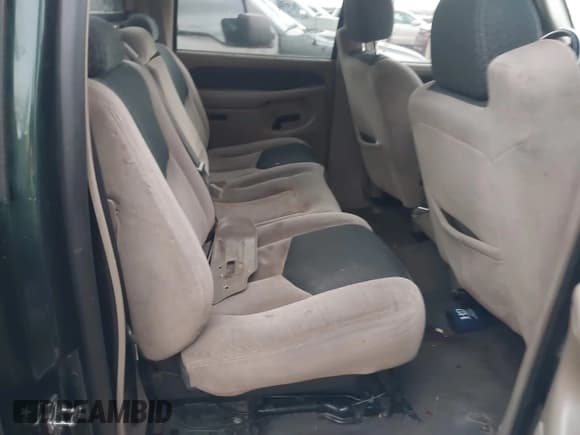 ✅ 2004 Chevrolet Avalanche Z66 • VIN: 3GNEC12T34G329410 • Lot: 43743414. Listed on IAAI with 241,010 mi. Free auction sales archive from the USA and detailed vehicle history report at DreamBid. Image 8.