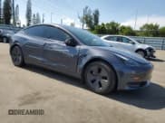 ✅ 2023 Tesla Model 3 • VIN: 5YJ3E1EA1PF625766 • Lot: 58351645. Wystawiony na Copart z przebiegiem 18 408 mil. Bezpłatny archiwum sprzedaży aukcyjnych z USA i szczegółowy raport historii pojazdu na DreamBid. Zdjęcie 4.