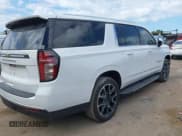 ✅ 2023 Chevrolet Suburban LS • VIN: 1GNSKBKD8PR333445 • Lot: 43424399. Wystawiony na IAAI z przebiegiem 53 712 mil. Bezpłatny archiwum sprzedaży aukcyjnych z USA i szczegółowy raport historii pojazdu na DreamBid. Zdjęcie 4.