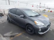 ✅ 2013 Toyota Prius Two • VIN: JTDKDTB38D1543523 • Lot: 43378818. Wystawiony na IAAI z przebiegiem 164 913 mil. Bezpłatny archiwum sprzedaży aukcyjnych z USA i szczegółowy raport historii pojazdu na DreamBid. Zdjęcie 1.