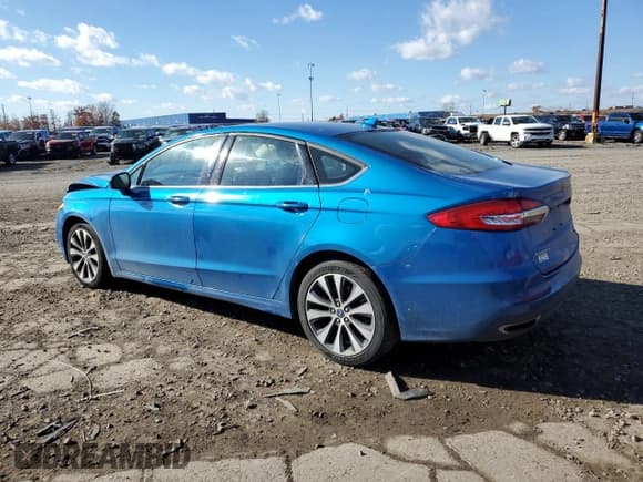 ✅ 2020 Ford Fusion SE • VIN: 3FA6P0T99LR125556 • Lot: 90822315. Listed on Copart with 166,881 mi. Free auction sales archive from the USA and detailed vehicle history report at DreamBid. Image 2.