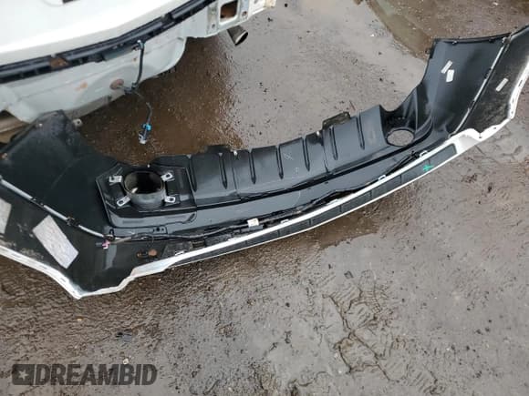 ✅ 2012 Cadillac SRX Premium Collection • VIN: 3GYFNFE39CS520061 • Лот: 58551975. Опубликован ранее на Copart с пробегом 178 555 миль. Бесплатный доступ к архиву аукционных продаж из США и подробный отчёт об истории автомобиля на DreamBid. Изображение 13.