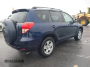 ✅ 2007 Toyota RAV4 • VIN: JTMZK33V876003262 • Лот: 43562134. Опубликован ранее на IAAI с пробегом 241 997 миль. Бесплатный доступ к архиву аукционных продаж из США и подробный отчёт об истории автомобиля на DreamBid. Изображение 4.