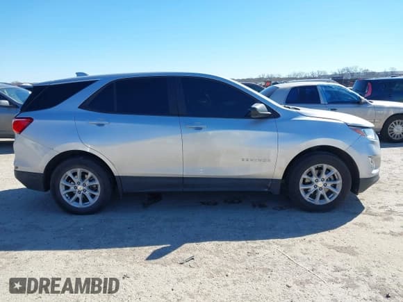 ✅ 2020 Chevrolet Equinox LS • VIN: 3GNAXFEV2LS688465 • Лот: 41722111. Опубликован ранее на IAAI с пробегом 101 246 миль. Бесплатный доступ к архиву аукционных продаж из США и подробный отчёт об истории автомобиля на DreamBid. Изображение 13.
