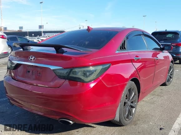 ✅ 2013 Hyundai Sonata SE • VIN: 5NPEC4AC6DH629171 • Lot: 43629675. Listed on IAAI with 80,727 mi. Free auction sales archive from the USA and detailed vehicle history report at DreamBid. Image 4.