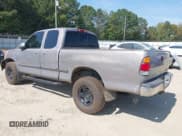 ✅ 2001 Toyota Tundra SR5 • VIN: 5TBBT44161S148879 • Lot: 43287069. Listed on IAAI with 394,693 mi. Free auction sales archive from the USA and detailed vehicle history report at DreamBid. Image 3.