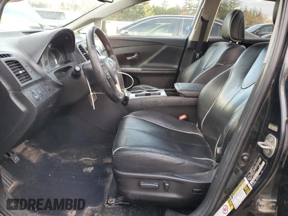 ✅ 2013 Toyota Venza LE • VIN: 4T3BK3BBXDU076068 • Lot: 92684075. Wystawiony na Copart z przebiegiem 211 241 mil. Bezpłatny archiwum sprzedaży aukcyjnych z USA i szczegółowy raport historii pojazdu na DreamBid. Zdjęcie 7.