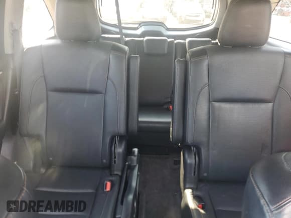 ✅ 2016 Toyota Highlander Limited • VIN: 5TDYKRFH0GS154522 • Лот: 81425515. Опубликован ранее на Copart с пробегом 86 551 миль. Бесплатный доступ к архиву аукционных продаж из США и подробный отчёт об истории автомобиля на DreamBid. Изображение 10.