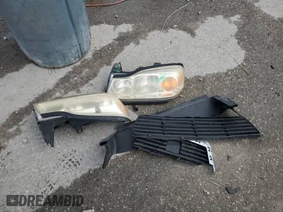 2006 Saturn VUE z VIN 5GZCZ53466S811957, wystawiony jako Copart lot #87855095 z przebiegiem 148 939 mil mil oraz Nie do naprawy • Non repairable. Historia ofert i sprzedaży dostępna na DreamBid. Obrazek 13.