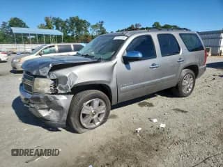 ✅ 2009 Chevrolet Tahoe LTZ • VIN: 1GNFK33039R102264 • Lot: 70513785. Wystawiony na Copart z przebiegiem 234 550 mil. Bezpłatny archiwum sprzedaży aukcyjnych z USA i szczegółowy raport historii pojazdu na DreamBid. Zdjęcie 1.
