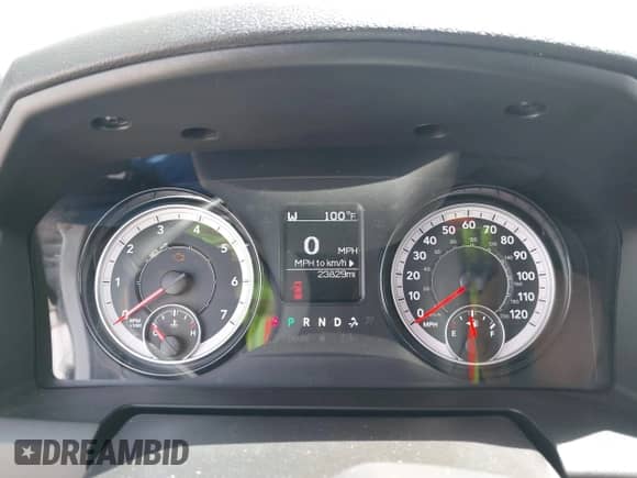 2024 Ram 1500 SLT с VIN 1C6RR7GGXRS156922, выставлен на аукционе IAAI как лот 42555238 с пробегом 23 829 миль миль и . История ставок и продаж доступна на DreamBid. Изображение 7.