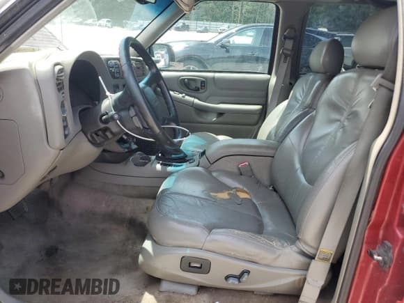 ✅ 1999 GMC Jimmy SLT • VIN: 1GKDT13W3X2508870 • Lot: 56572425. Listed on Copart with 183,198 mi. Free auction sales archive from the USA and detailed vehicle history report at DreamBid. Image 7.