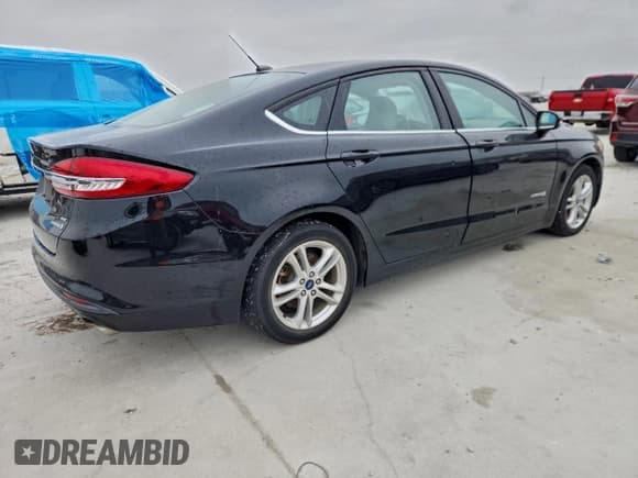 ✅ 2018 Ford Fusion SE • VIN: 3FA6P0LU5JR221041 • Lot: 95310705. Wystawiony na Copart z przebiegiem 157 061 mil. Bezpłatny archiwum sprzedaży aukcyjnych z USA i szczegółowy raport historii pojazdu na DreamBid. Zdjęcie 3.