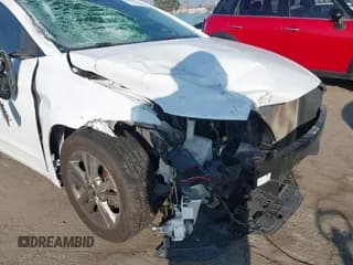 ✅ 2018 Hyundai Elantra Limited • VIN: 5NPD84LF3JH294354 • Lot: 43561118. Listed on IAAI with 96,957 mi. Free auction sales archive from the USA and detailed vehicle history report at DreamBid. Image 6.